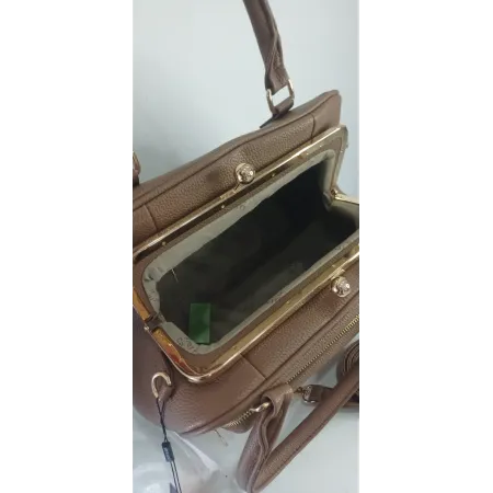 MADAME PIERRE CARDIN CON MANICI E CHIUSURA CLIC CLAC 2