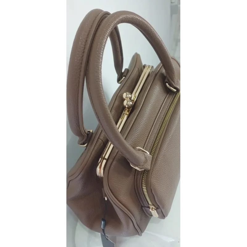 MADAME PIERRE CARDIN CON MANICI E CHIUSURA CLIC CLAC