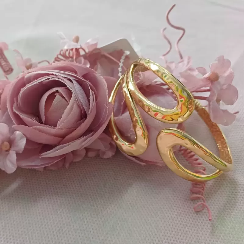 Bracciale rigido Goccia gold